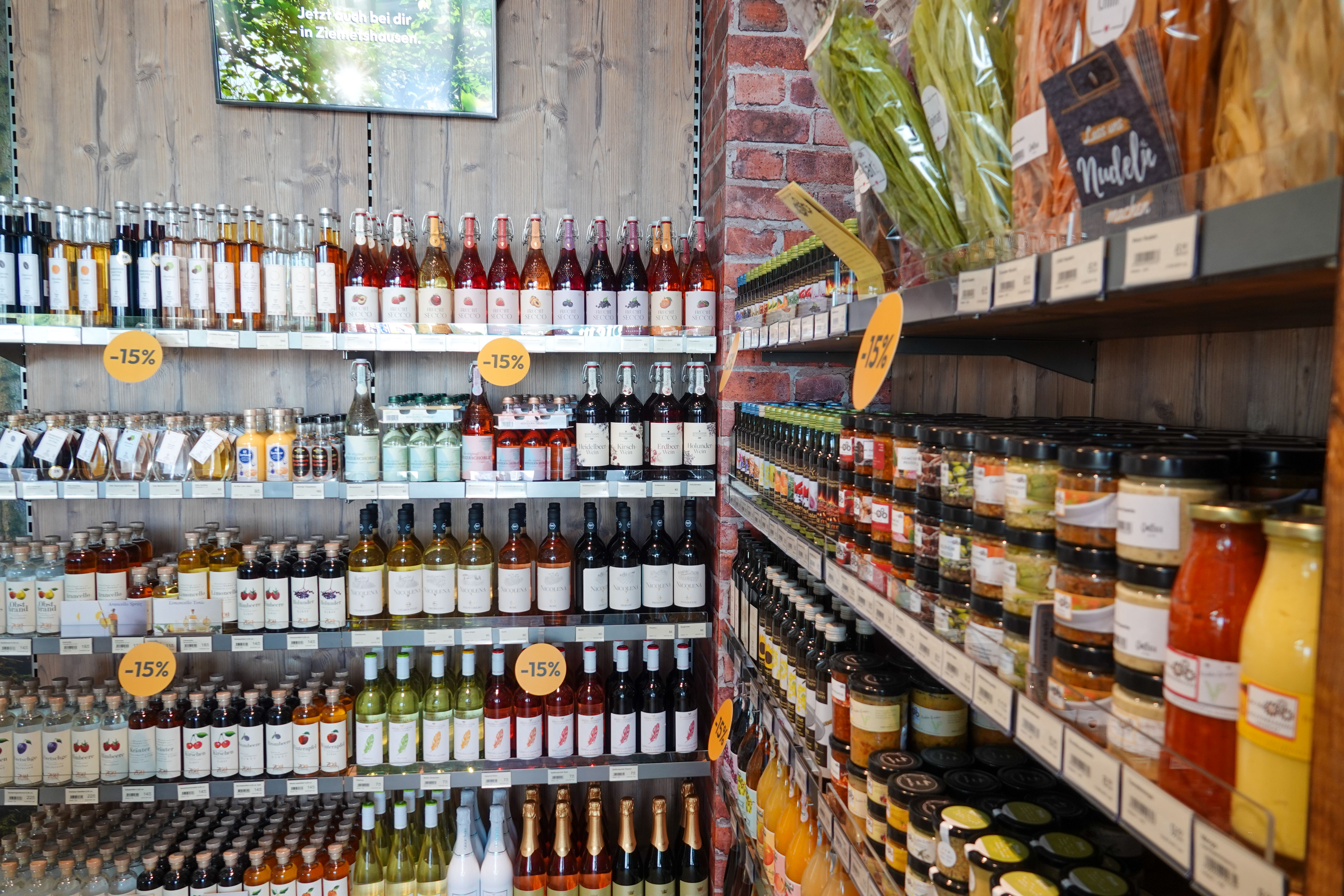 AVIA Tankstelle Bild  2