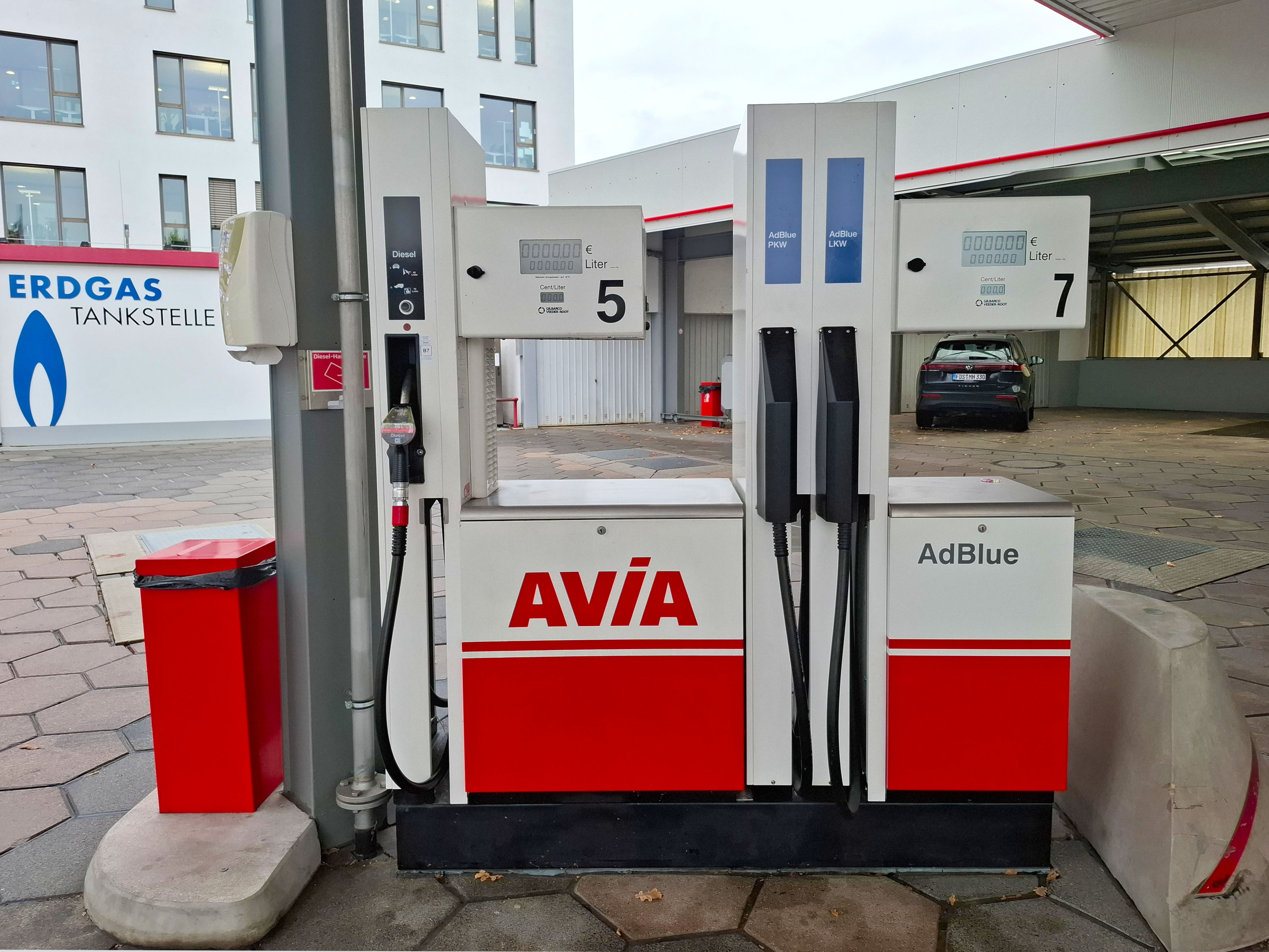 AVIA Tankstelle Bild  3