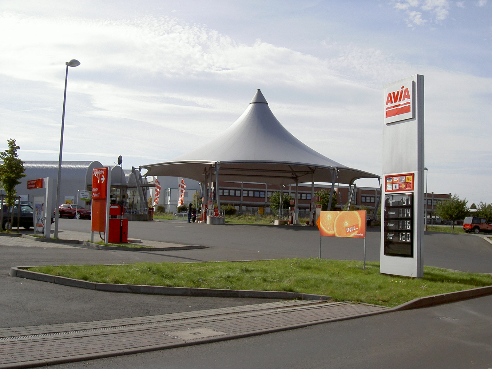 AVIA Tankstelle Bild  3