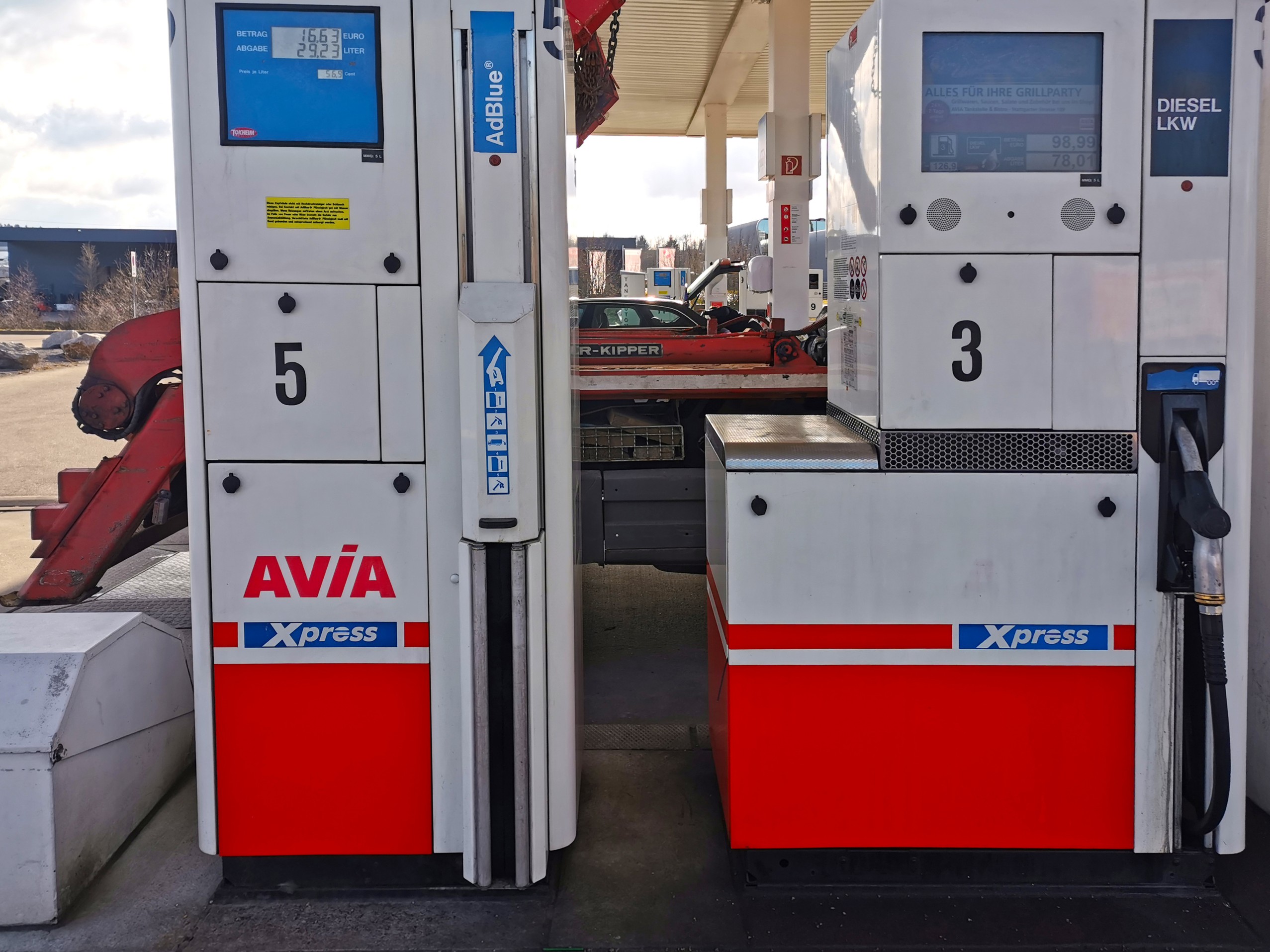 AVIA XPress