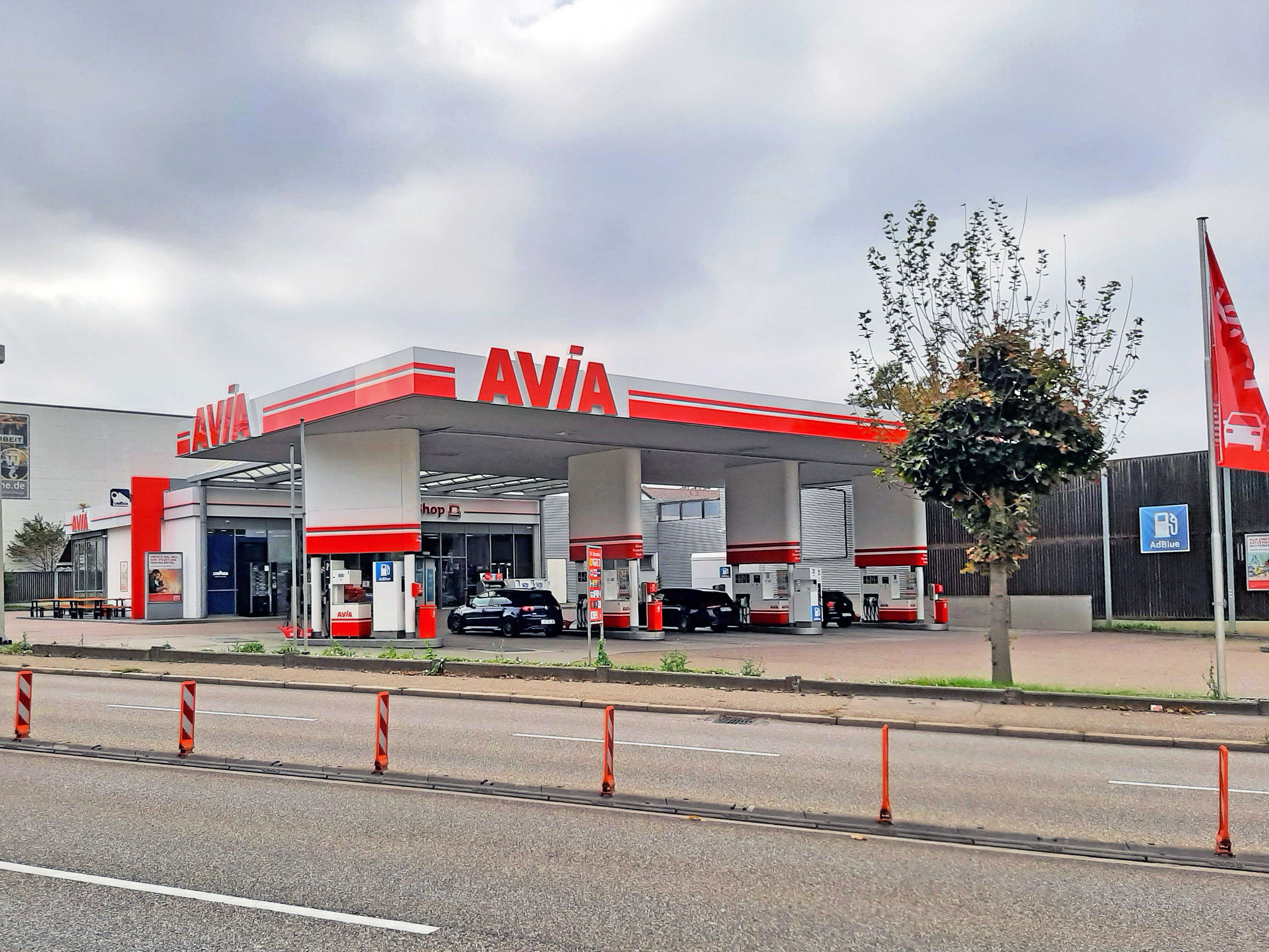 AVIA Tankstelle Bild  3