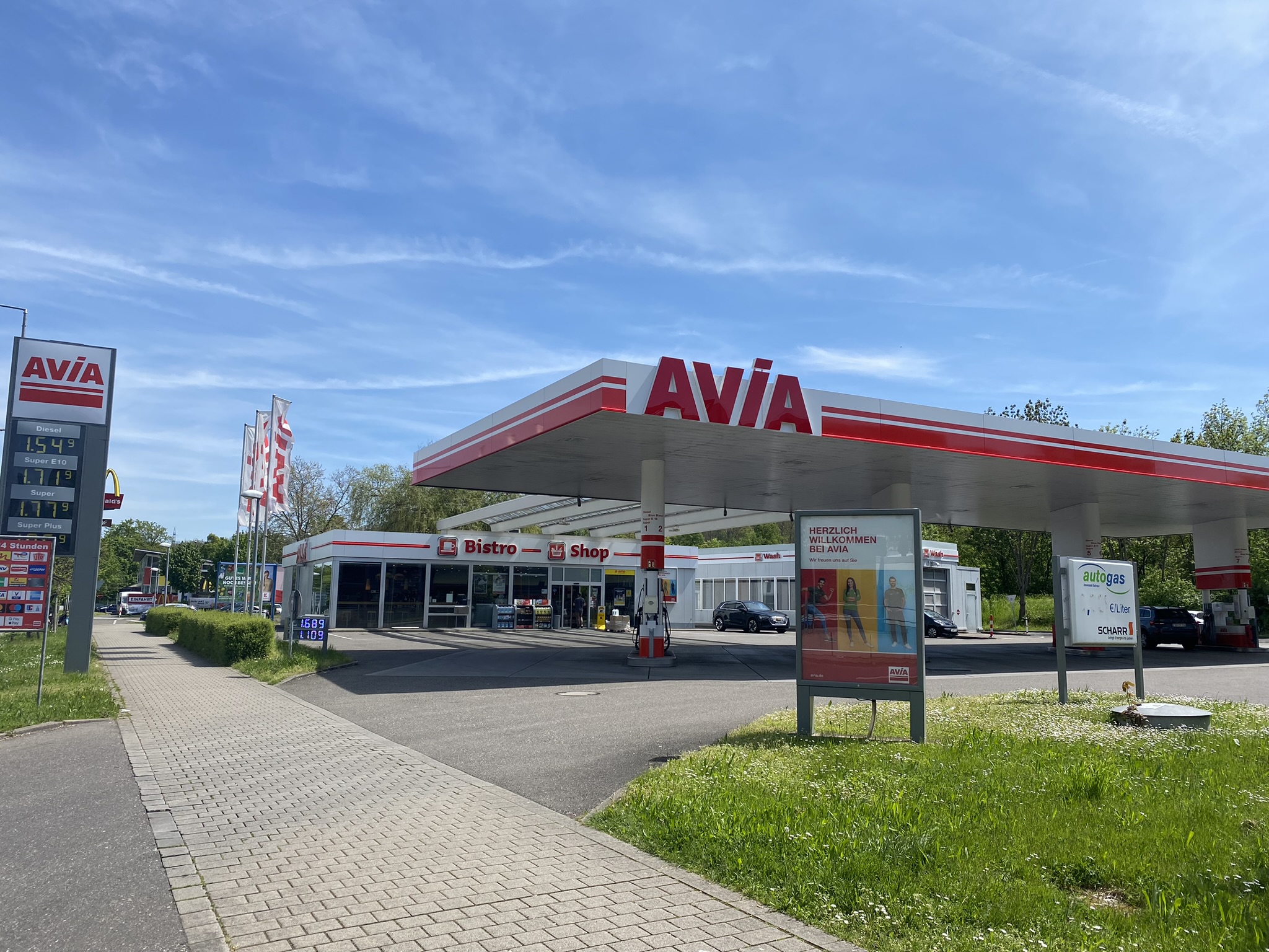 AVIA Tankstelle Bild  3