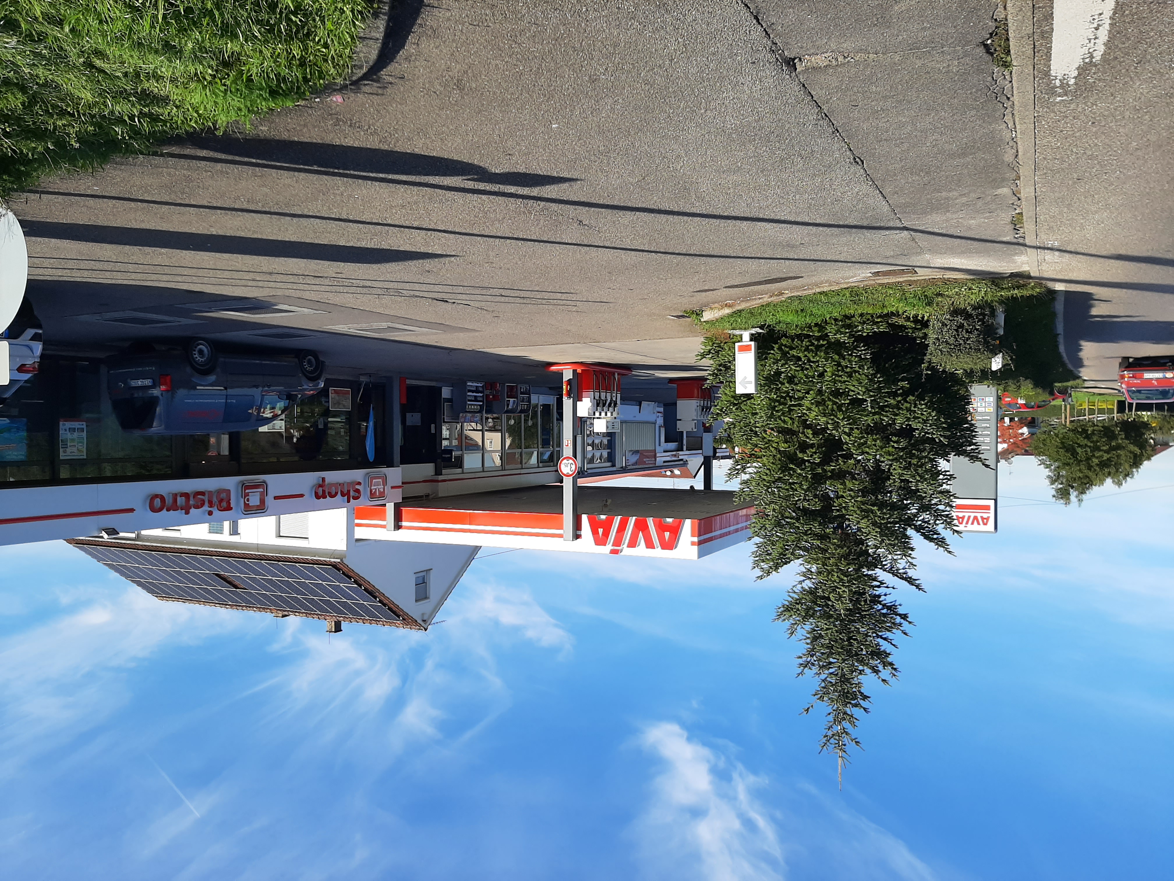 AVIA Tankstelle Bild  3