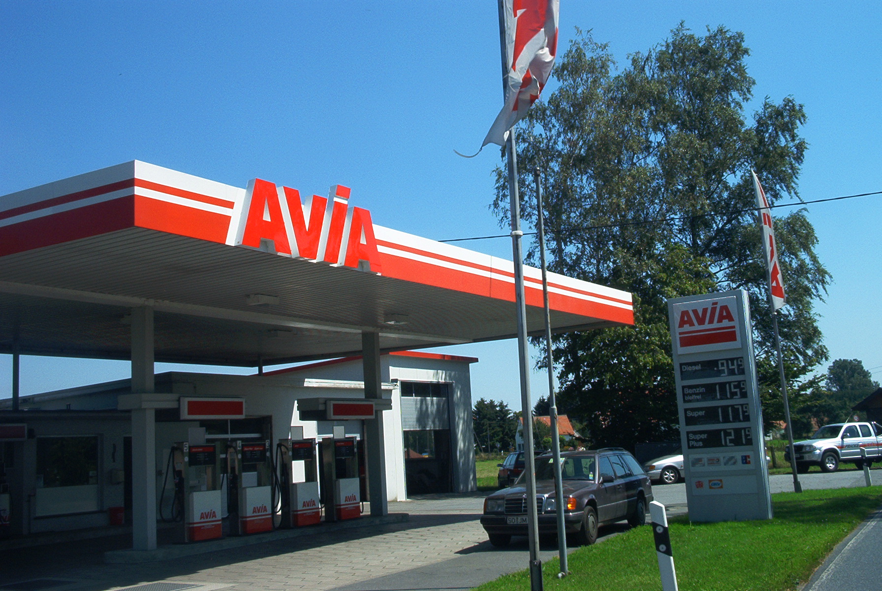 AVIA Tankstelle Bild  3